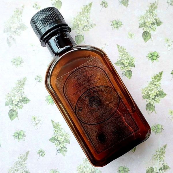 Shampoo on laurel for hair growth with usma Sajara Amal "Tree of Hope", 200 ml Shampoo on laurel for hair growth with usma Sajara Amal "Tree of Hope", 200 ml